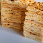 Ropogós „Napóleon” Torta – Gyermekkori emlékek íze